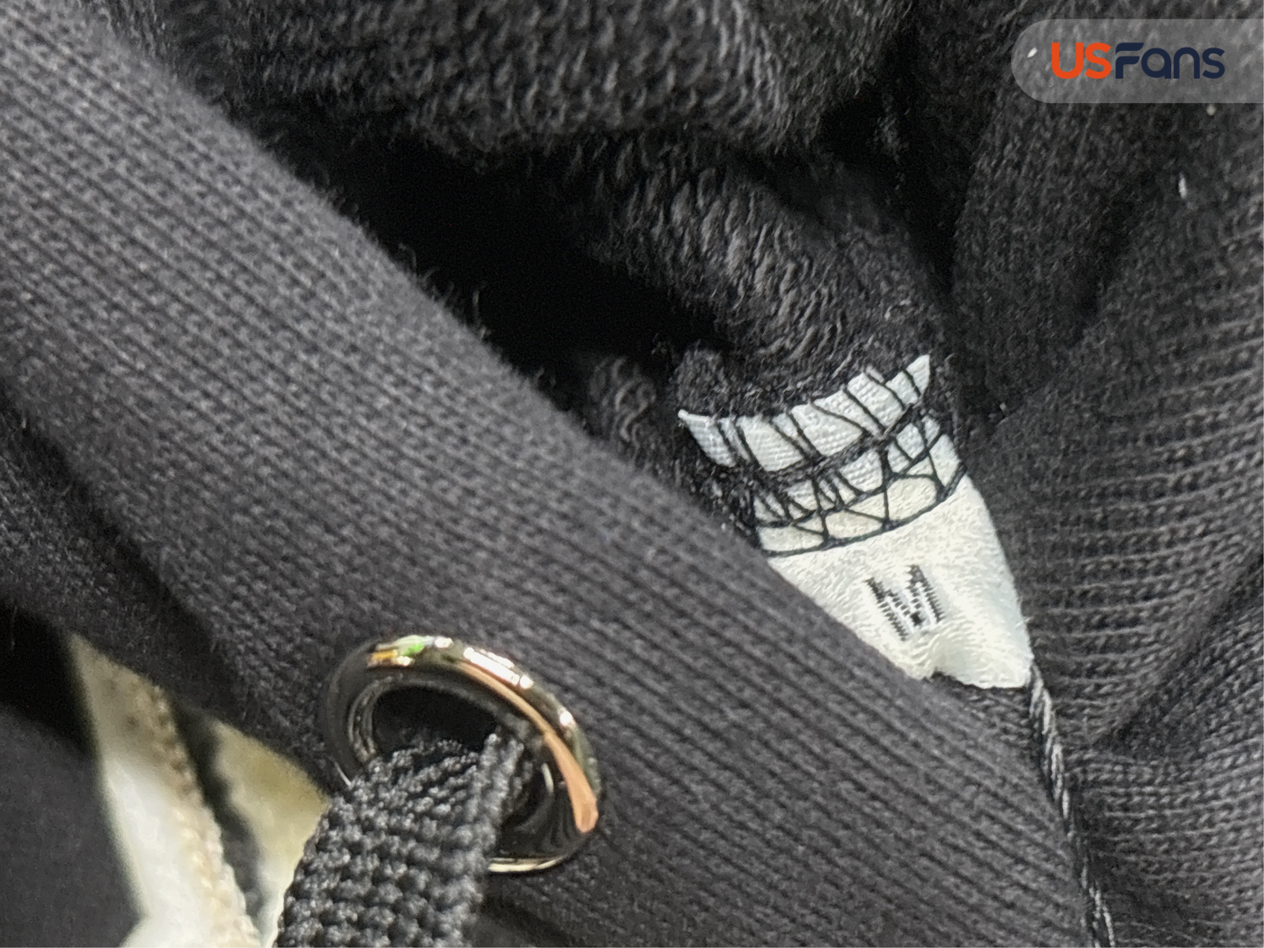 Camisola com capuz — foto QC 1 de 4