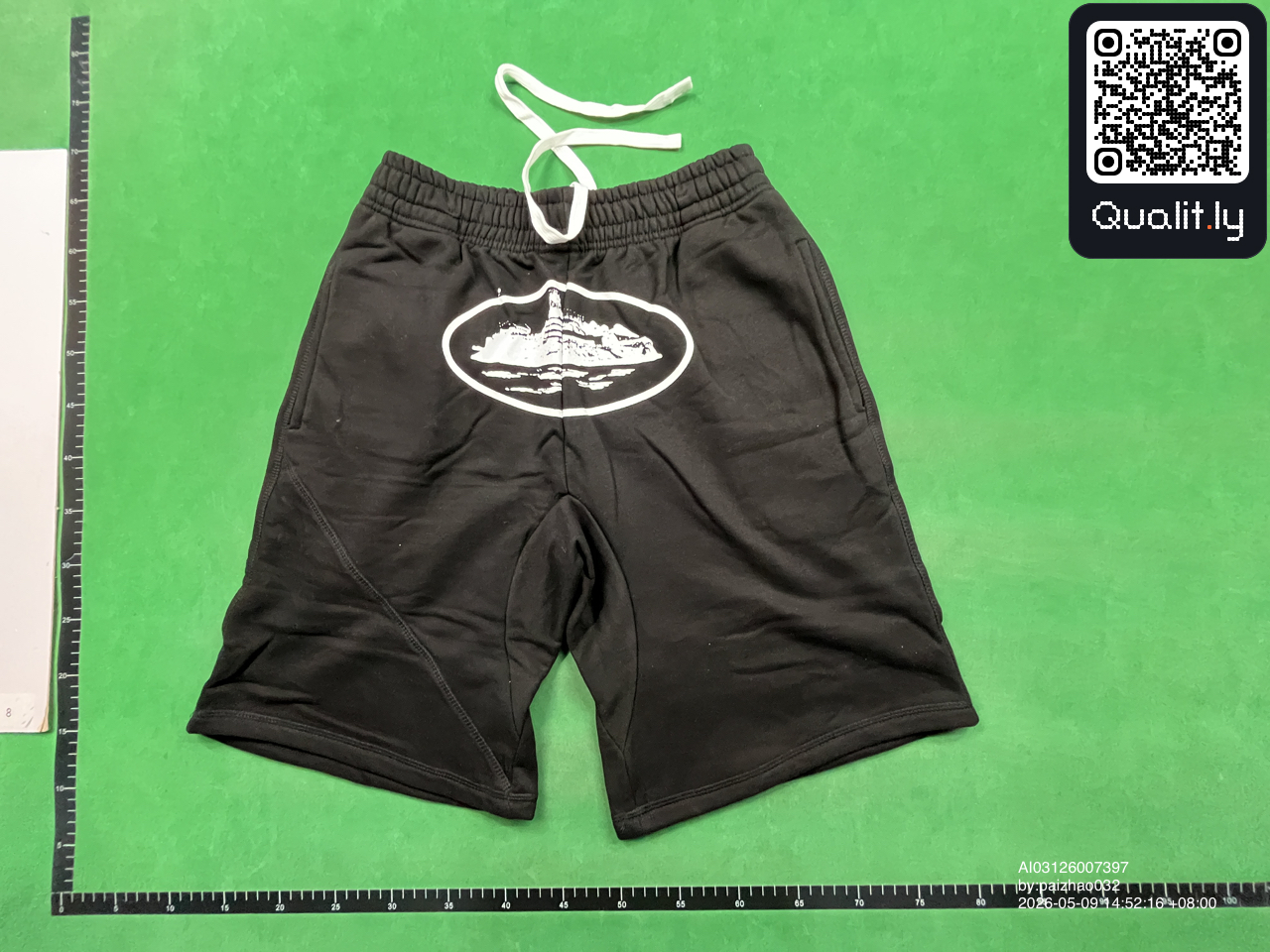 Shorts QC photo 3 of 42