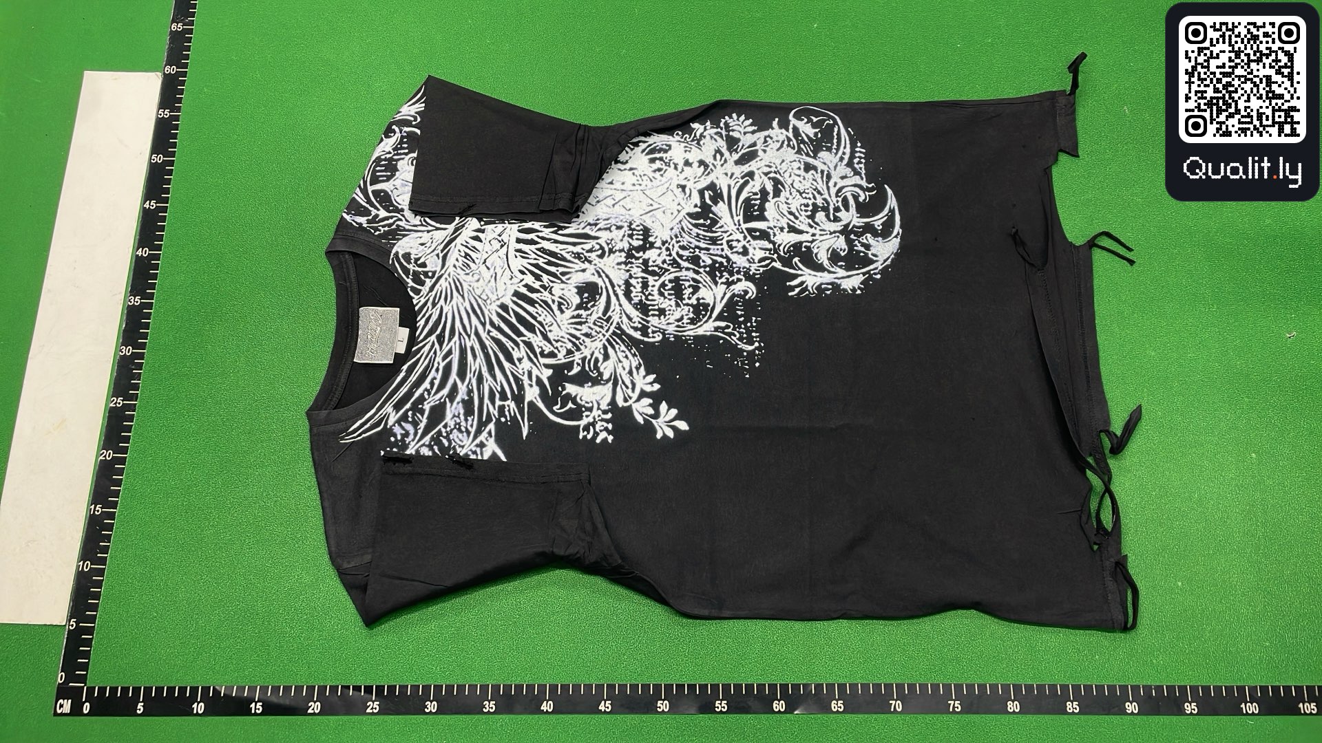 T-shirt — foto QC 2 di 4
