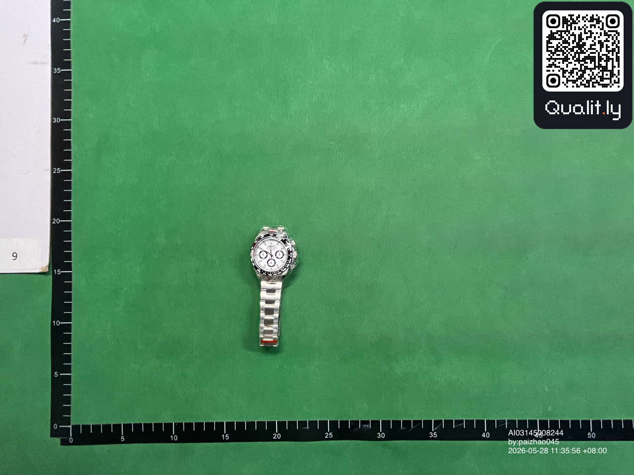 Orologio — foto QC 1 di 16