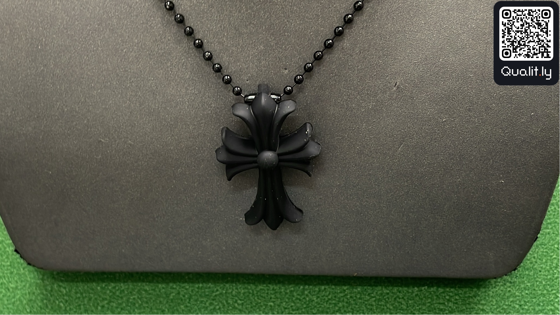 Jewelry QC photo 2 of 3
