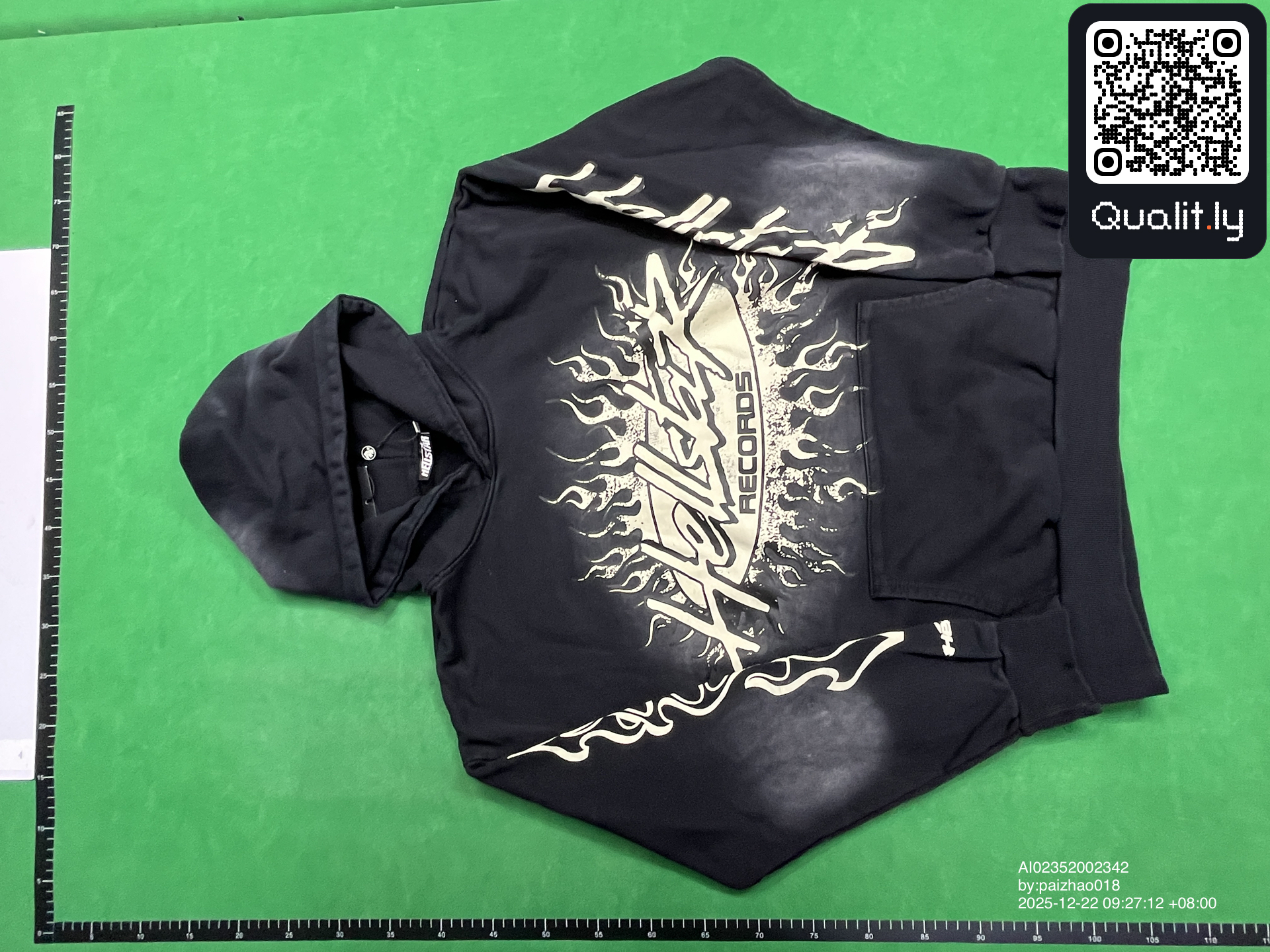 Sweatshirt — QC-Foto 3 von 4