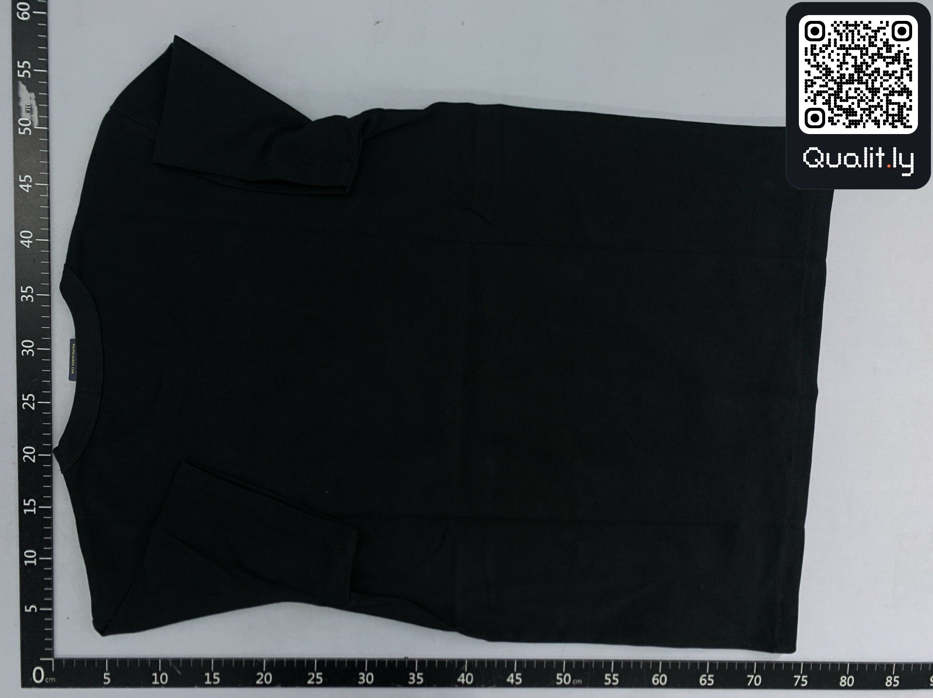 T-shirt QC photo 2 of 96