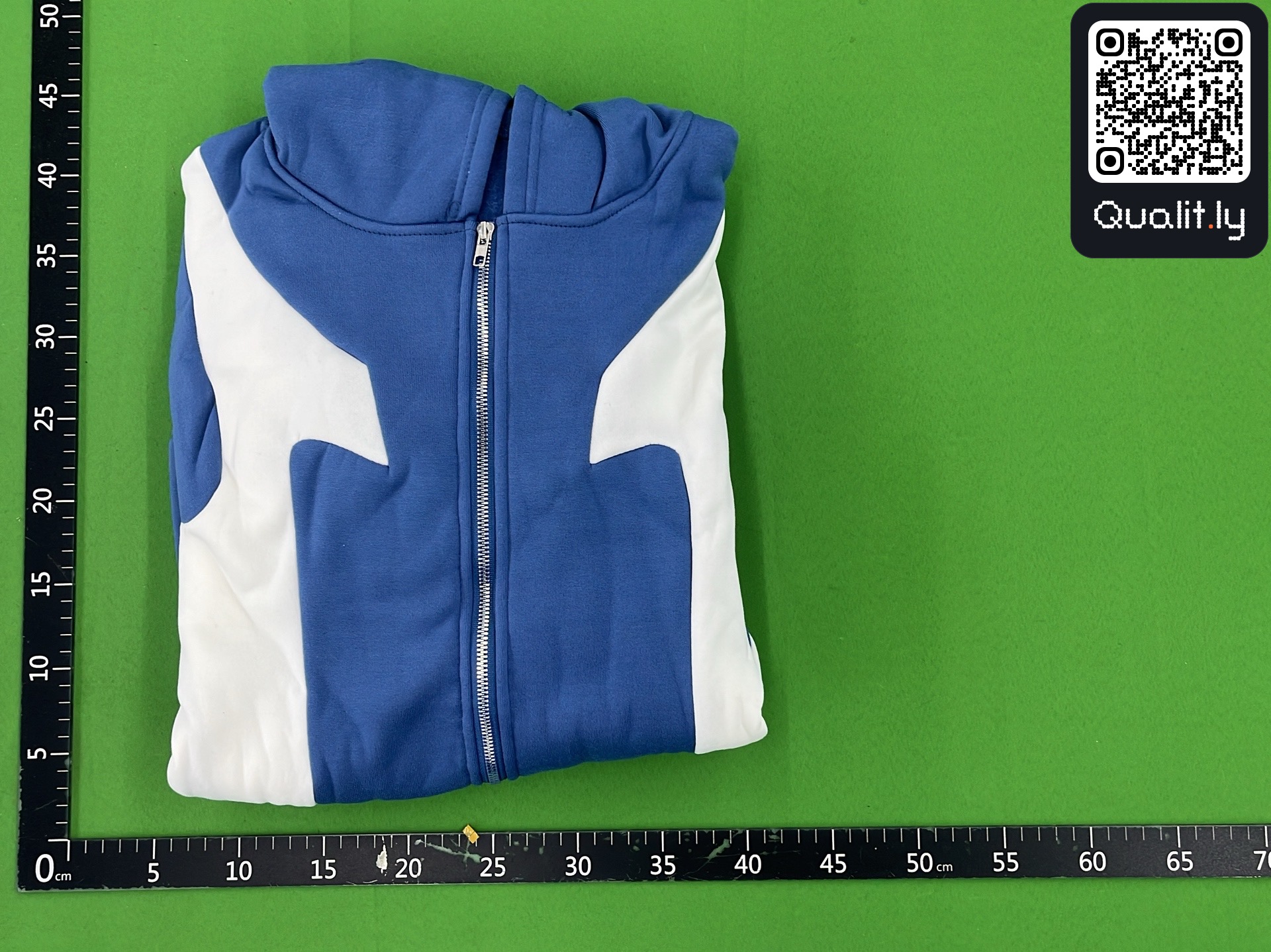 Hoodie — QC-foto 1 av 74