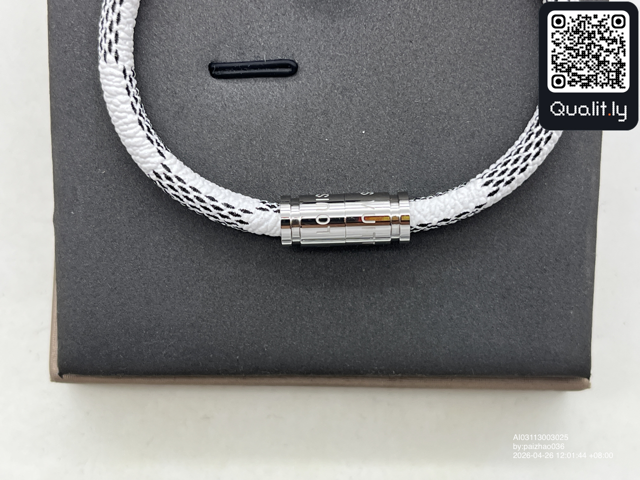 Jewelry QC photo 2 of 10