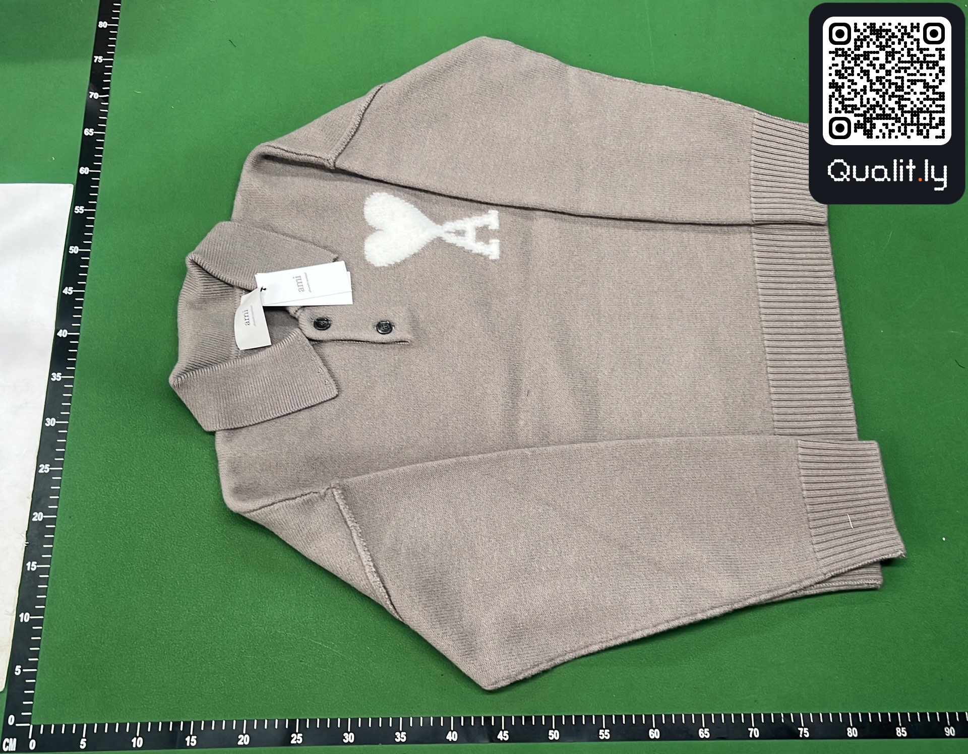 Pull — photo QC 2 sur 46