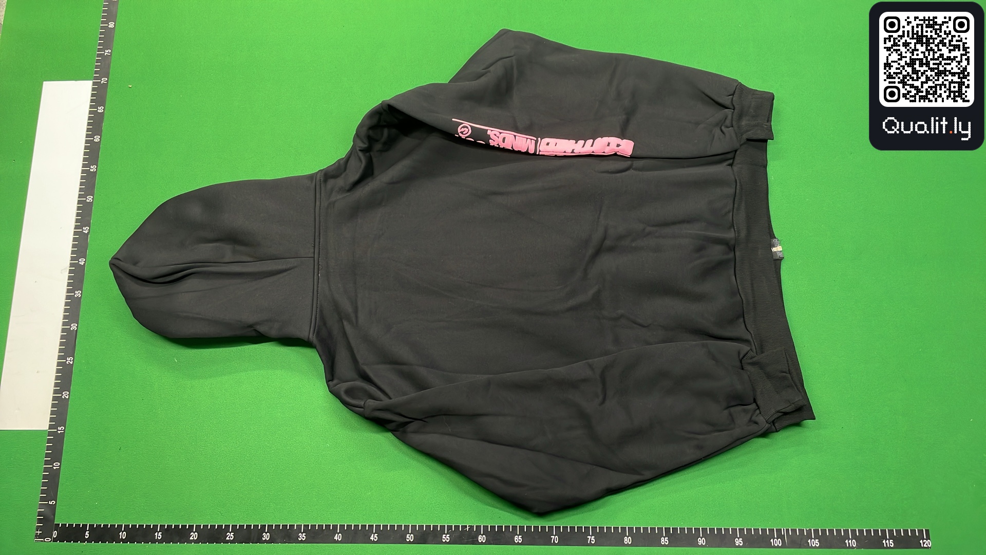 Hoodie QC photo 3 of 4