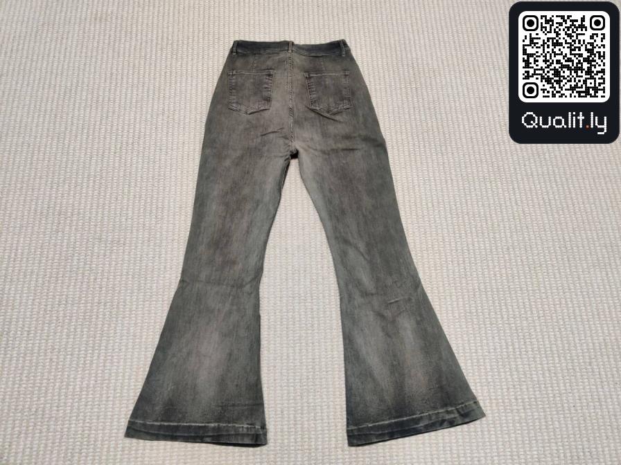 Jeans QC photo 2 of 10