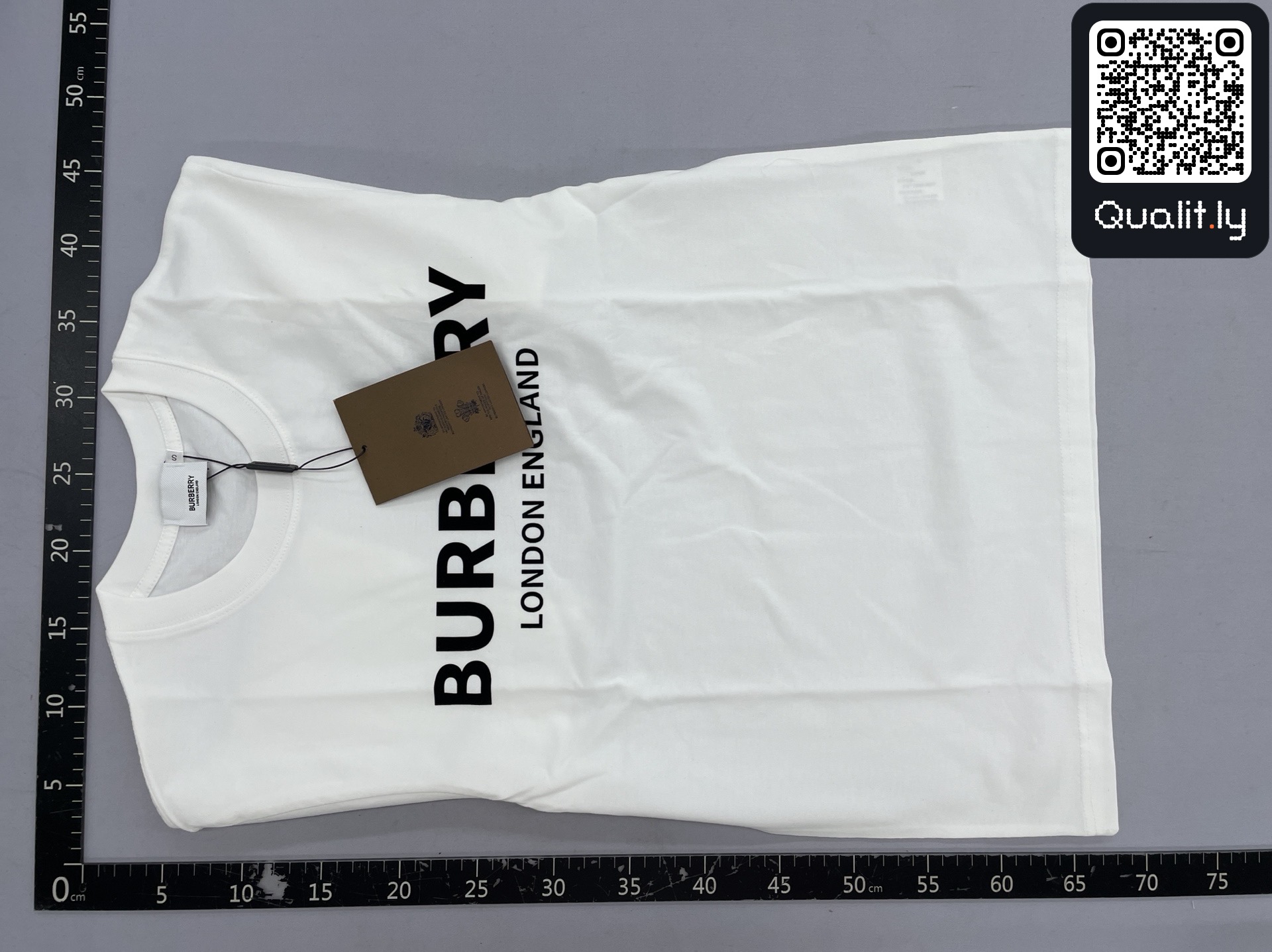 T-shirt — foto QC 3 de 86