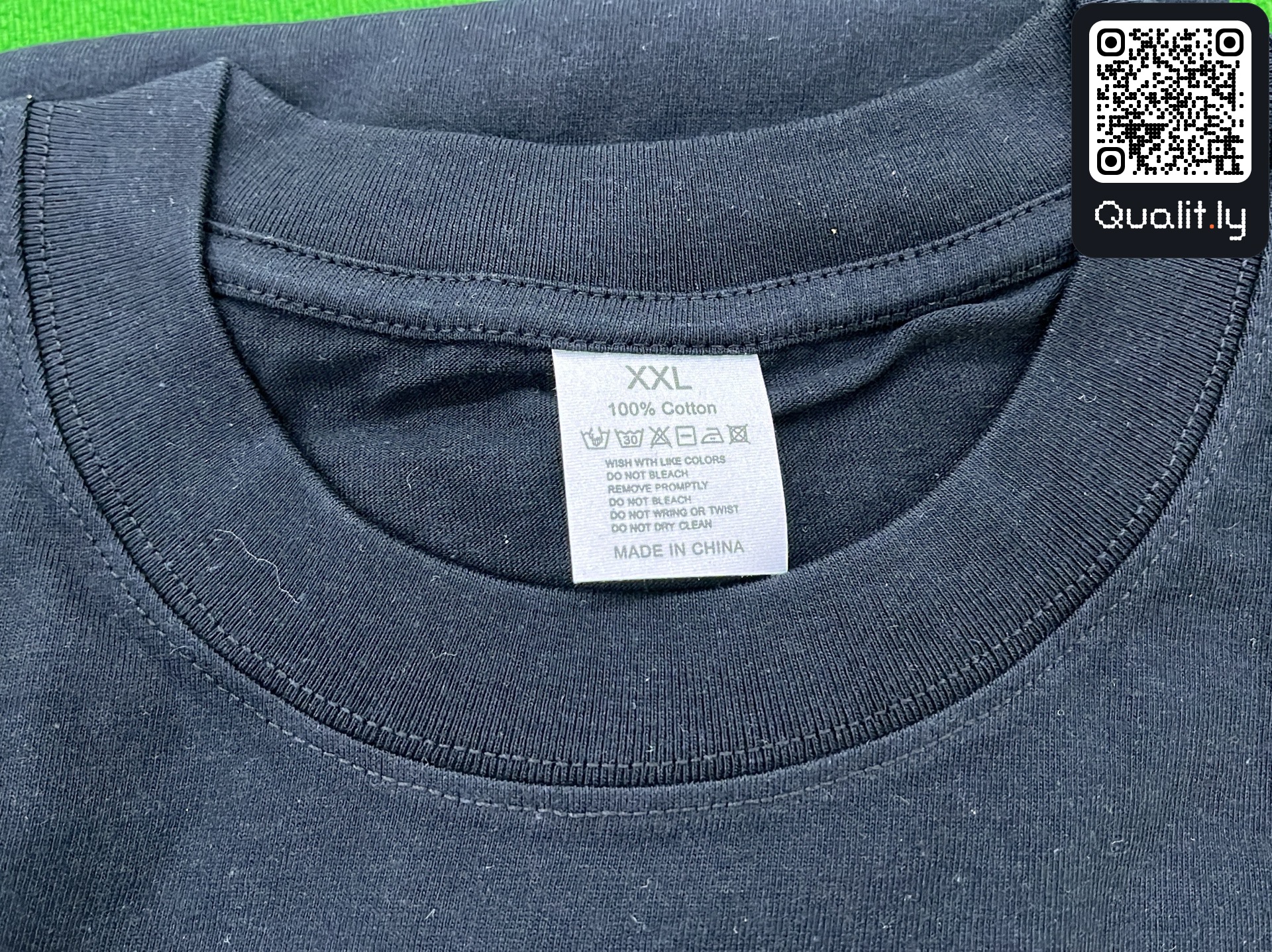 Tricou — fotografie QC 1 din 8