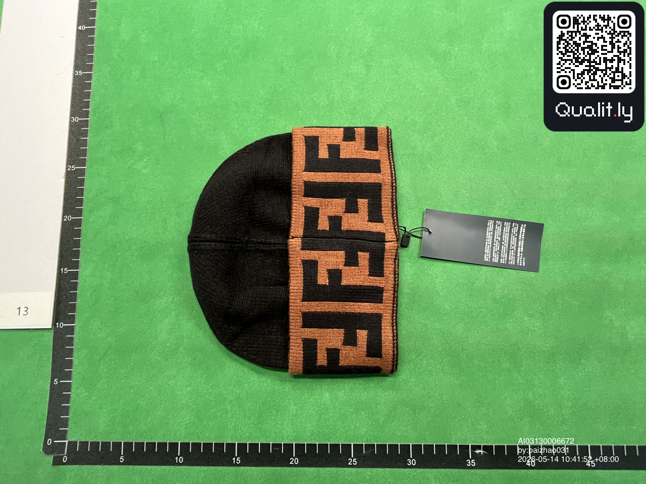 Mütze — QC-Foto 2 von 26