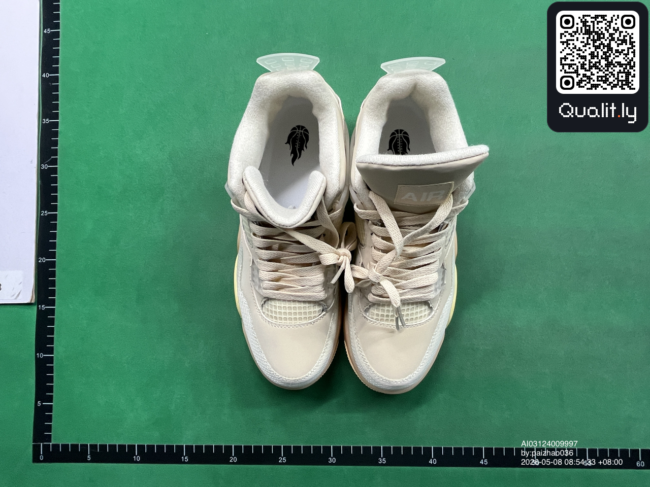 Sneakers — QC-foto 1 av 12