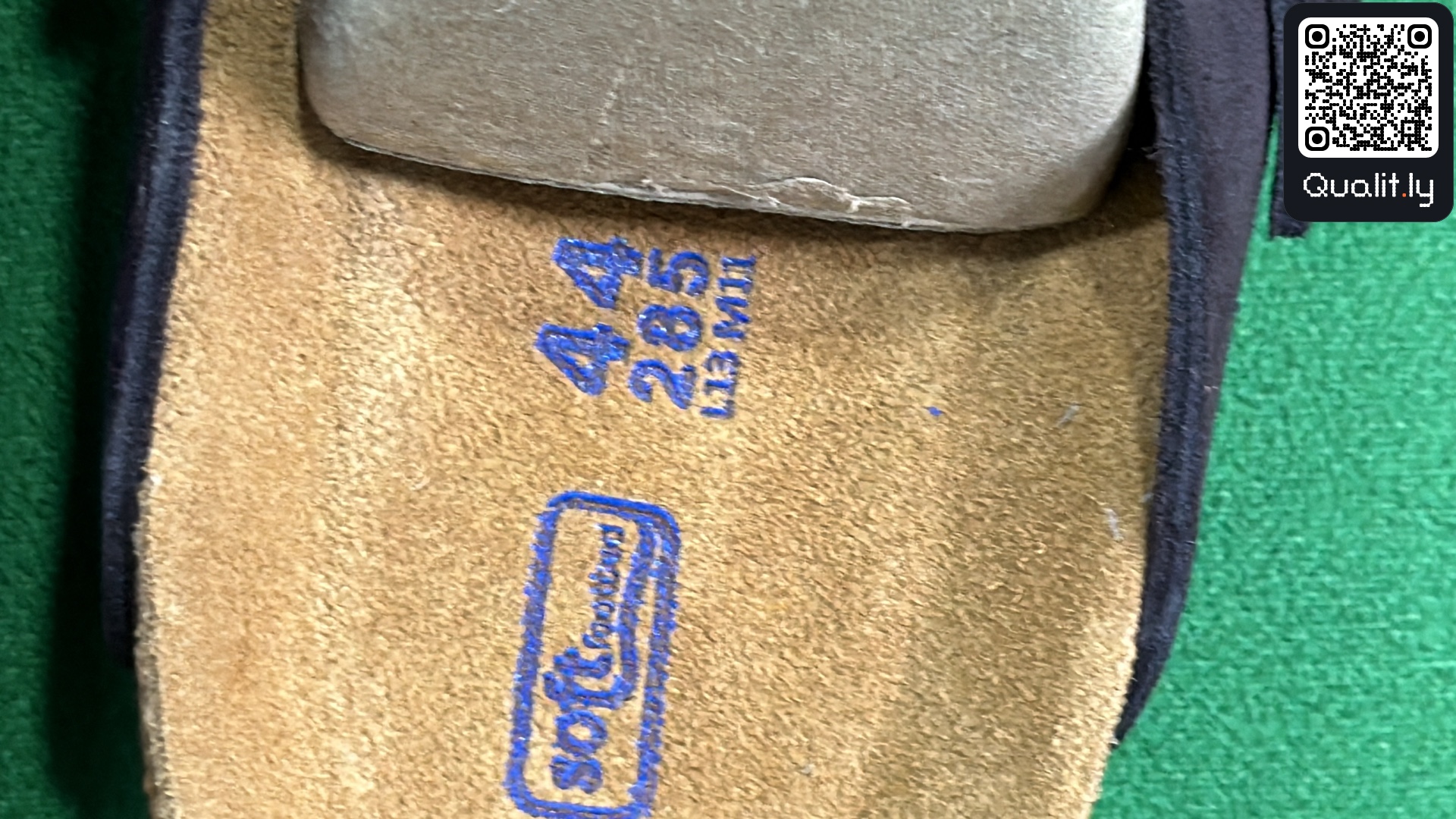 Sneakers QC photo 2 of 169