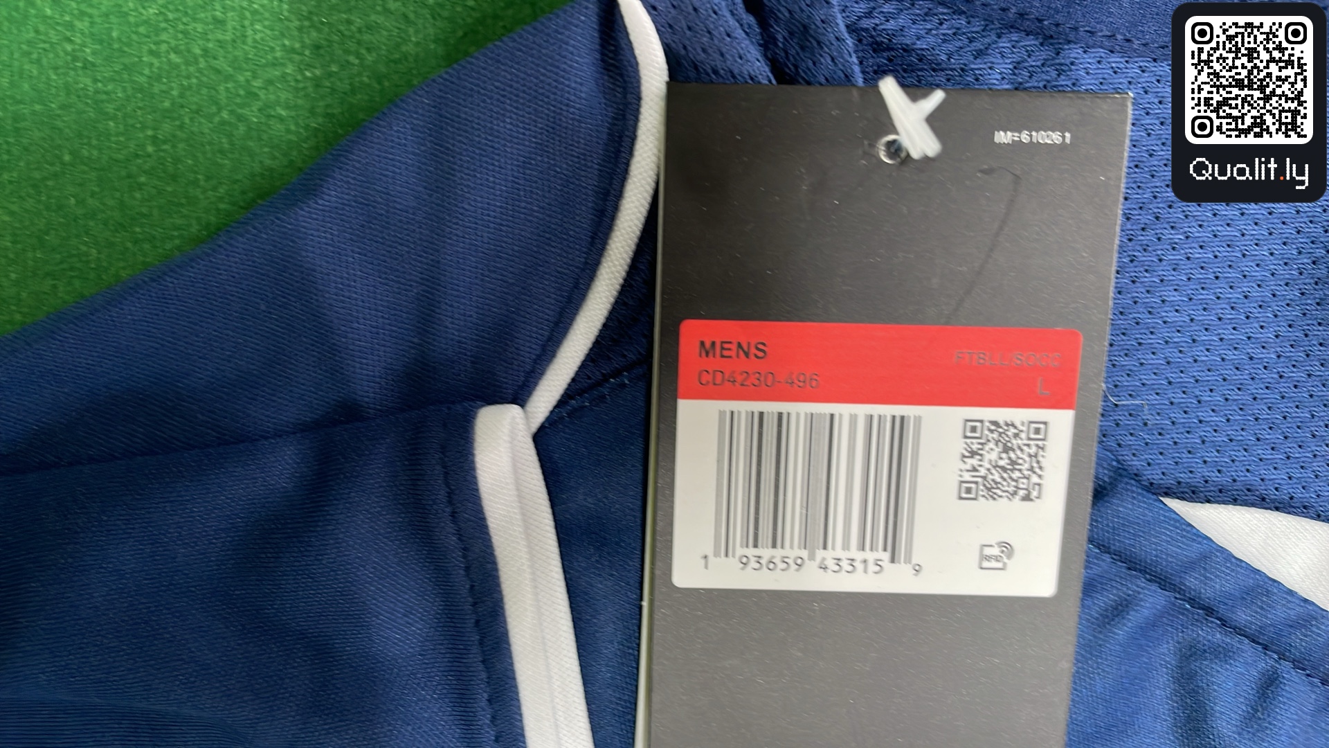 Shirt QC photo 1 of 8