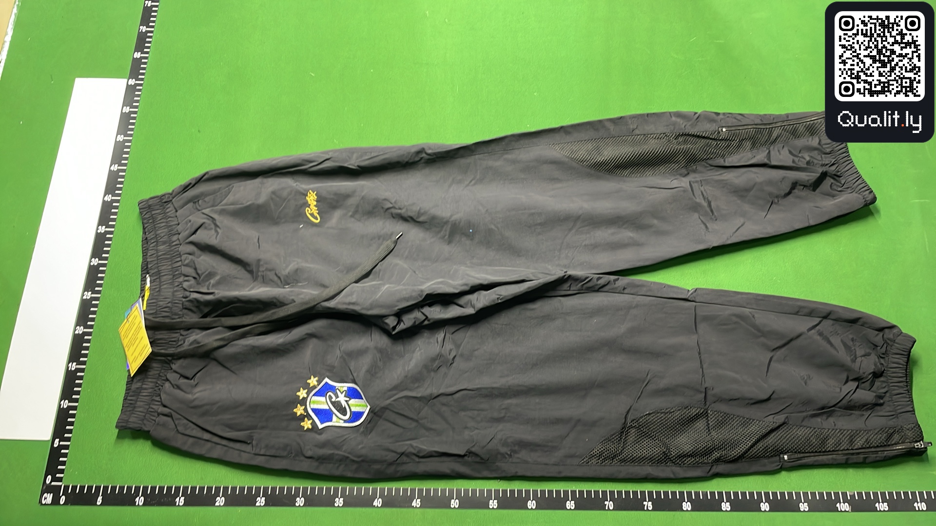 Jacket QC photo 2 of 32