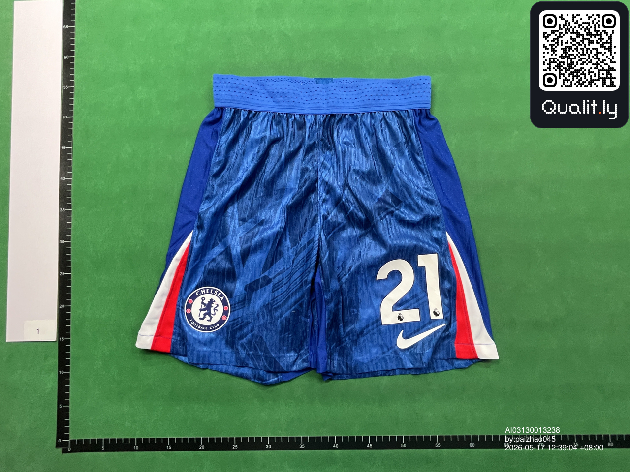 Pantalón corto — foto QC 3 de 4