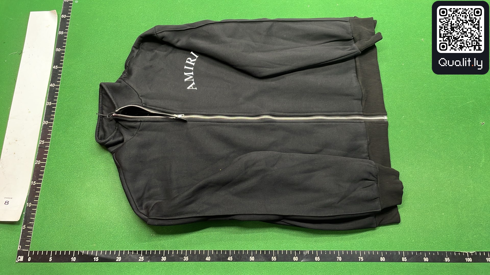 Sweater QC photo 2 of 16