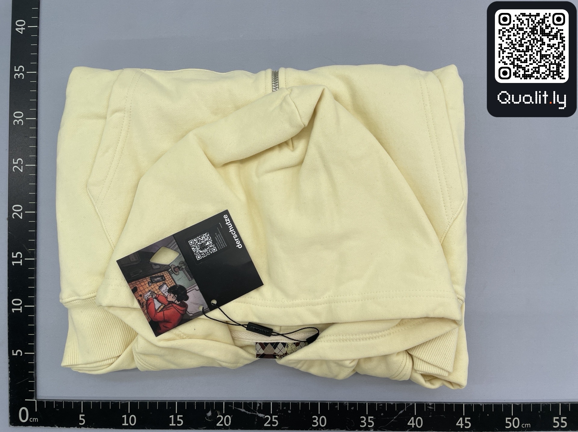 Hoodie QC photo 1 of 76