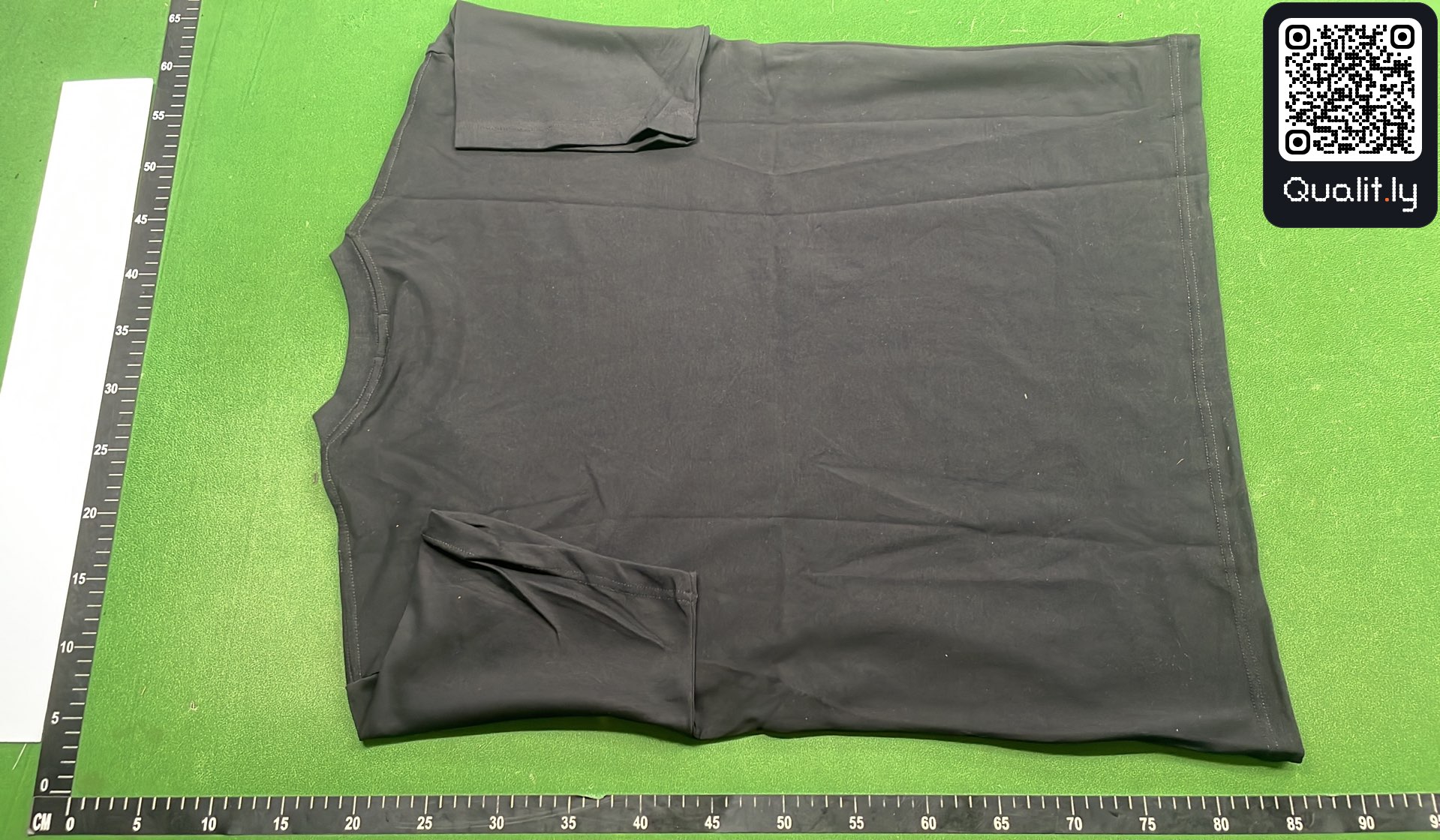 T-Shirt — QC-Foto 3 von 36