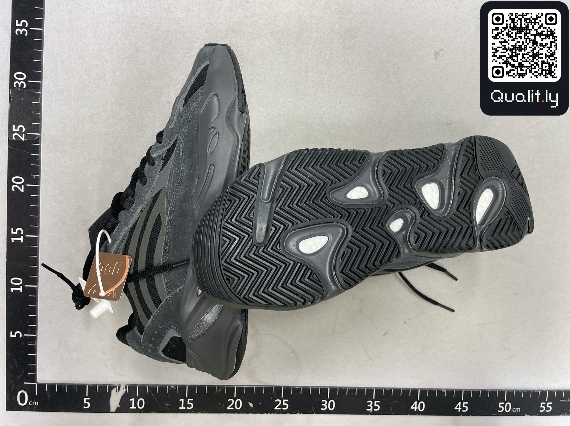 球鞋 QC 照片 2 / 93