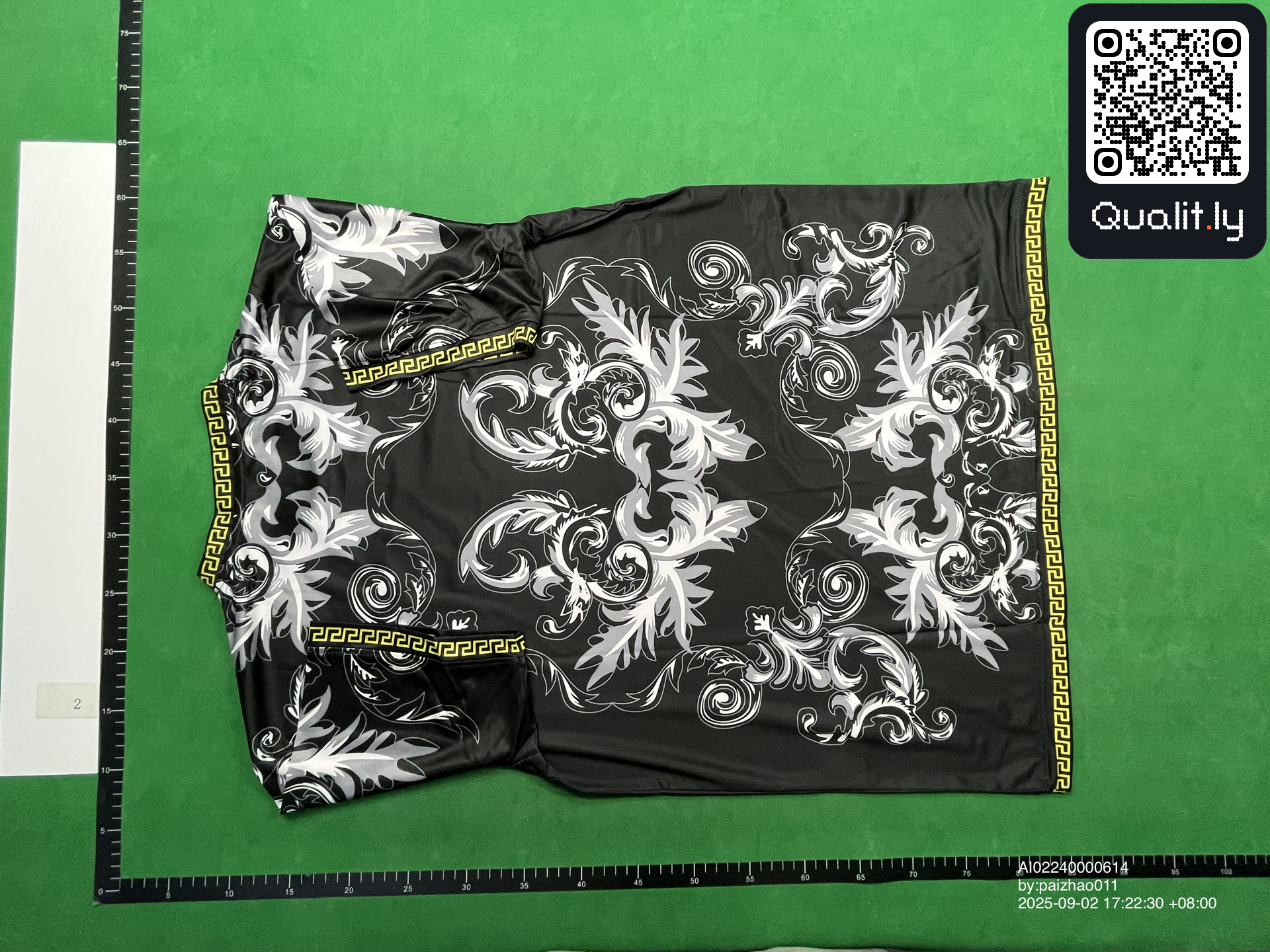 T-shirt — photo QC 2 sur 32