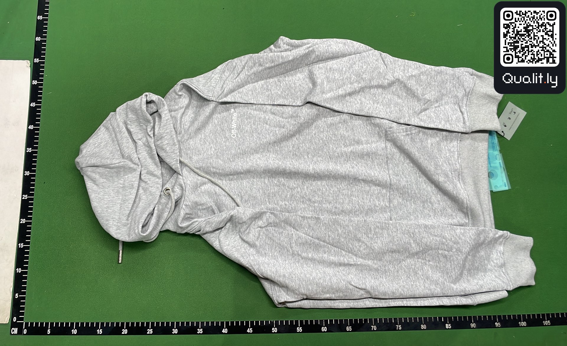 Hoodie — QC-Foto 2 von 4