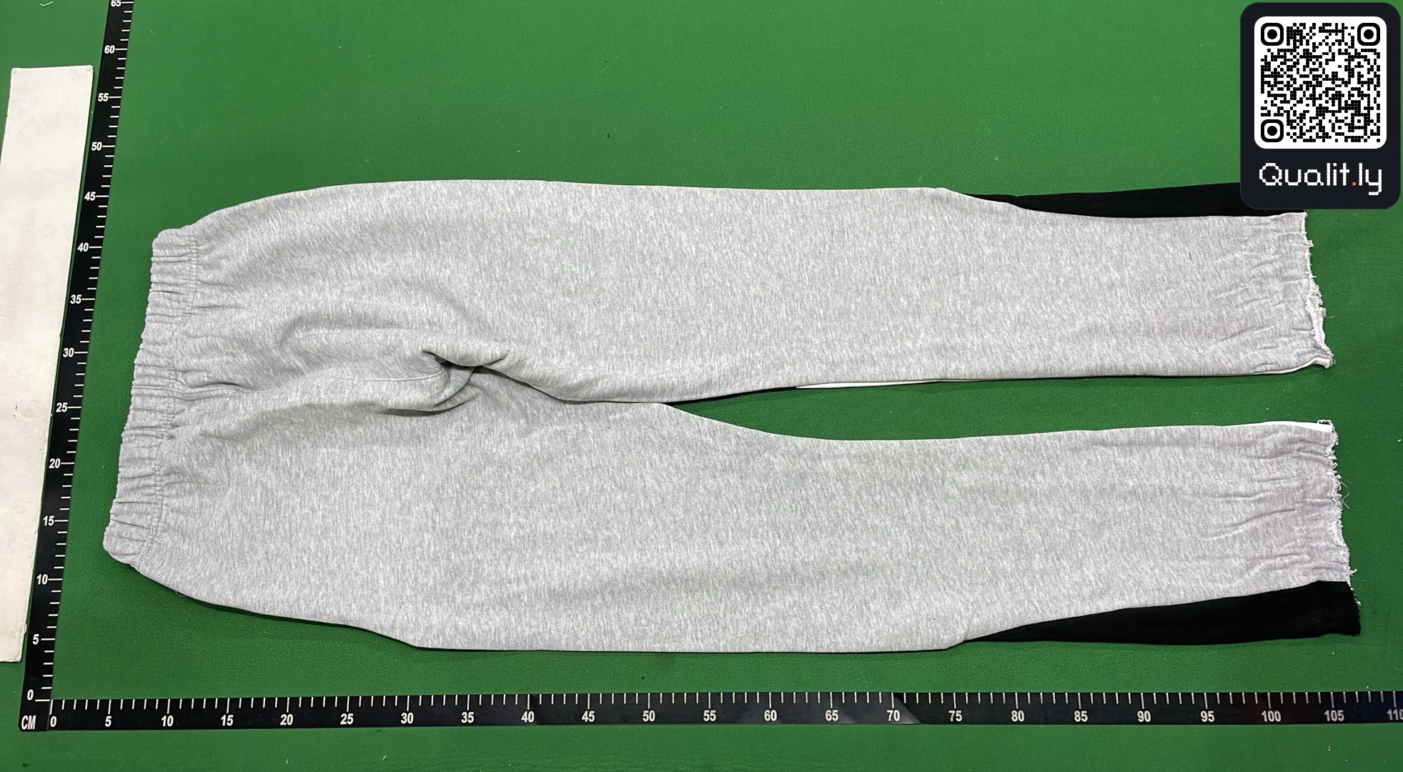 长裤 QC 照片 3 / 40