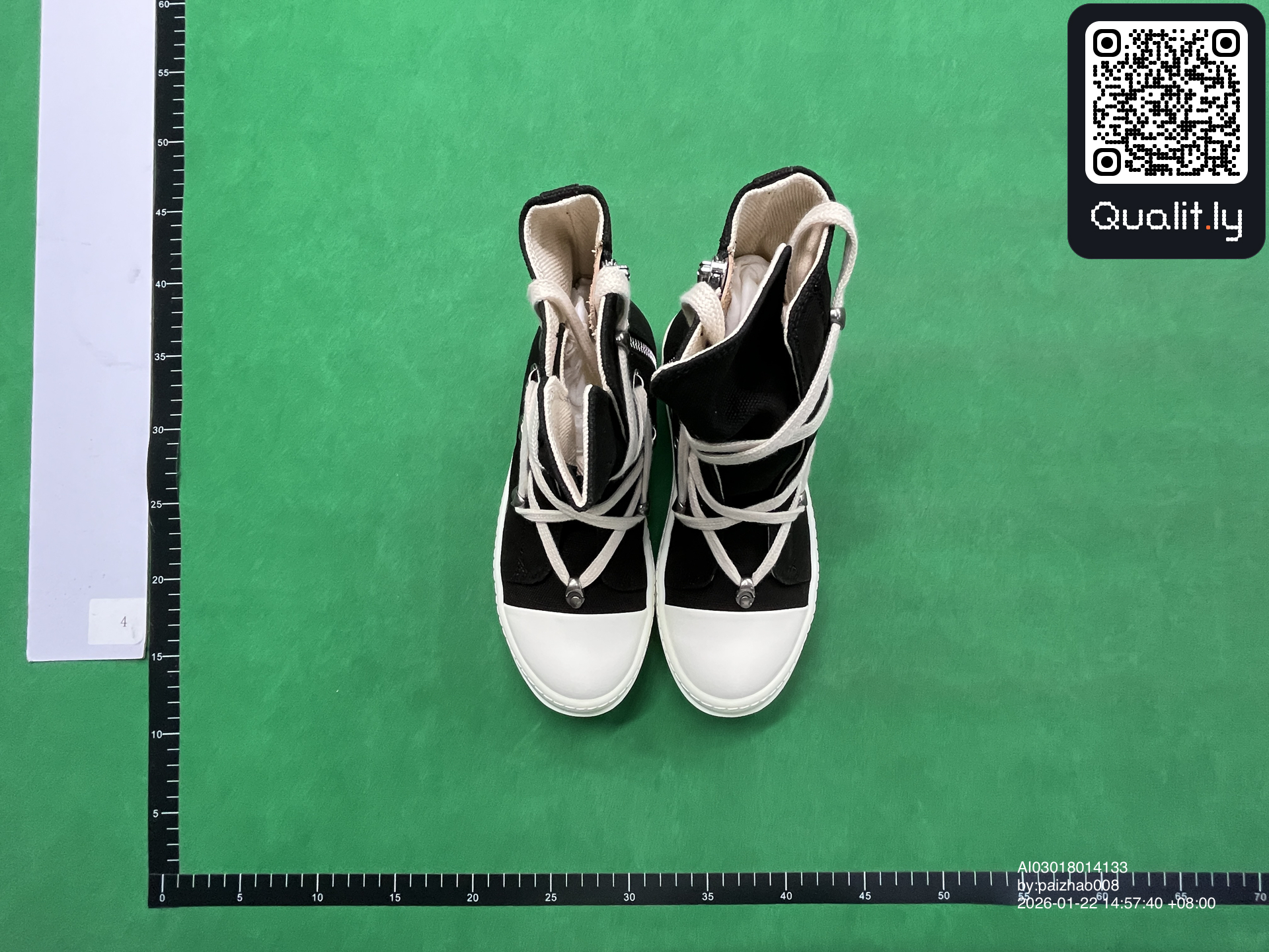 Sneaker — QC-Foto 3 von 48