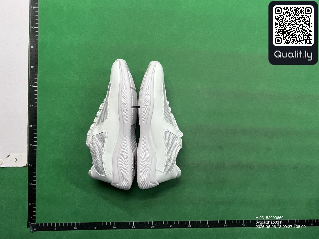 Sneakers — QC-foto 3 av 150