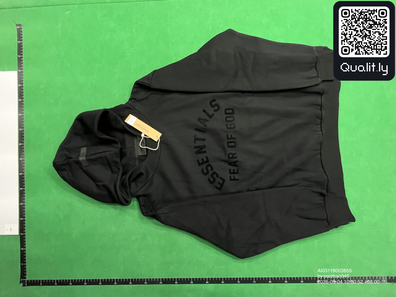 Hoodie QC photo 3 of 4
