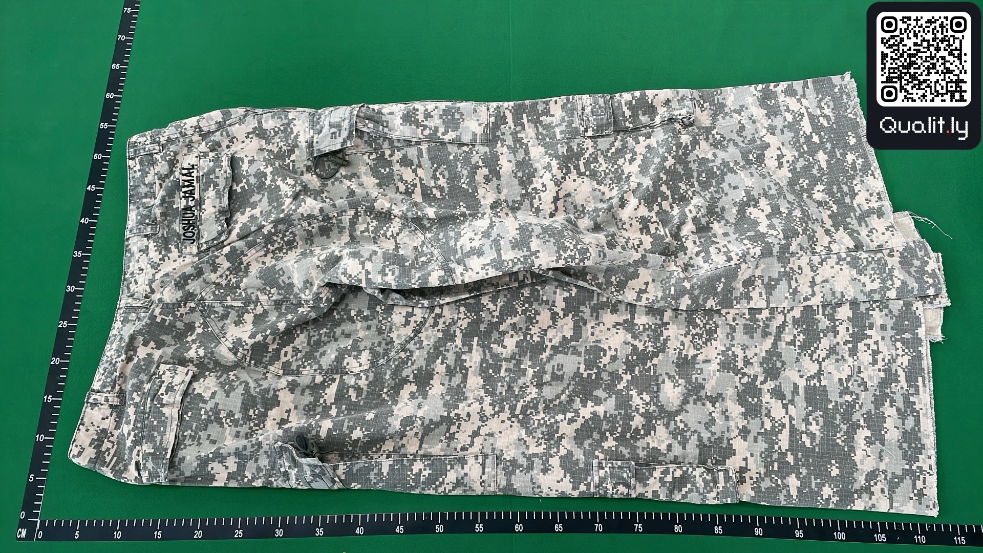 Pants QC photo 3 of 46