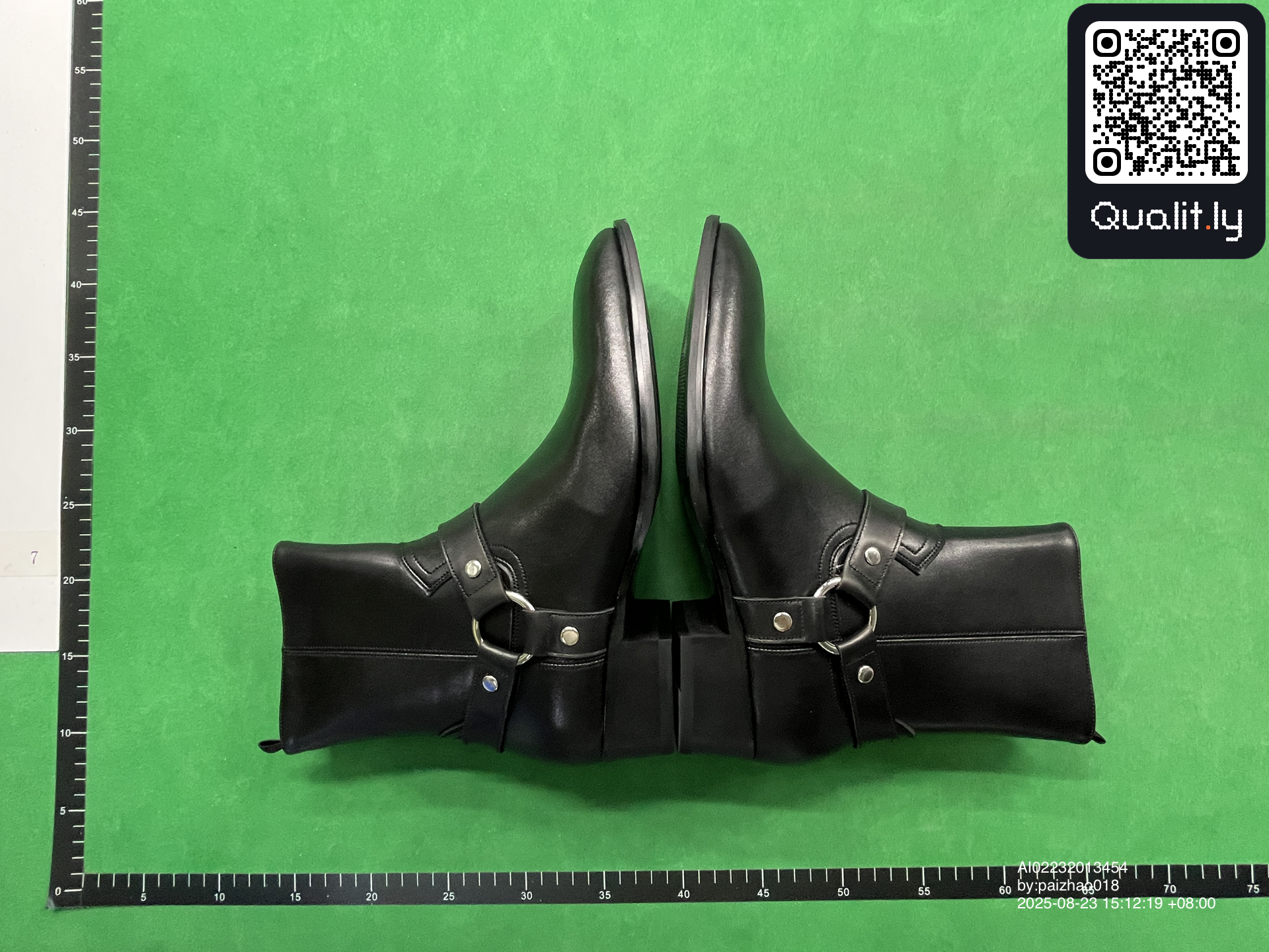 靴子 QC 照片 2 / 6