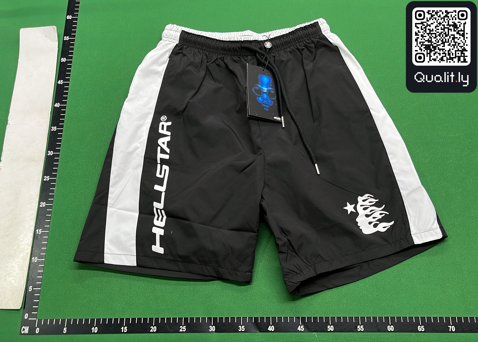 Shorts QC photo 2 of 4