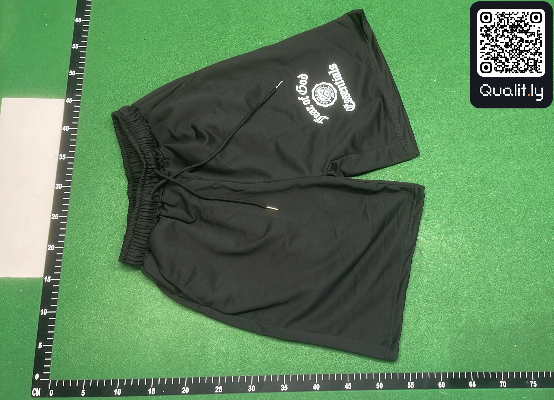 Shorts QC photo 1 of 3