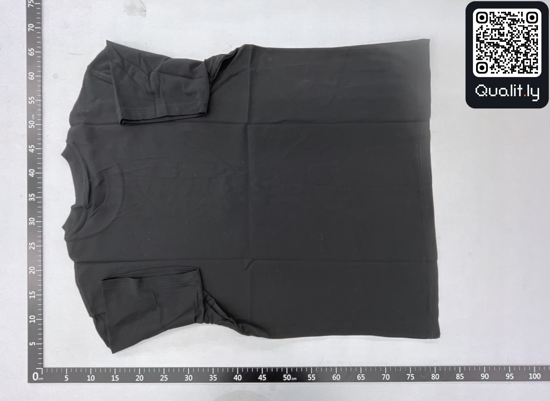 T恤 QC 照片 2 / 38