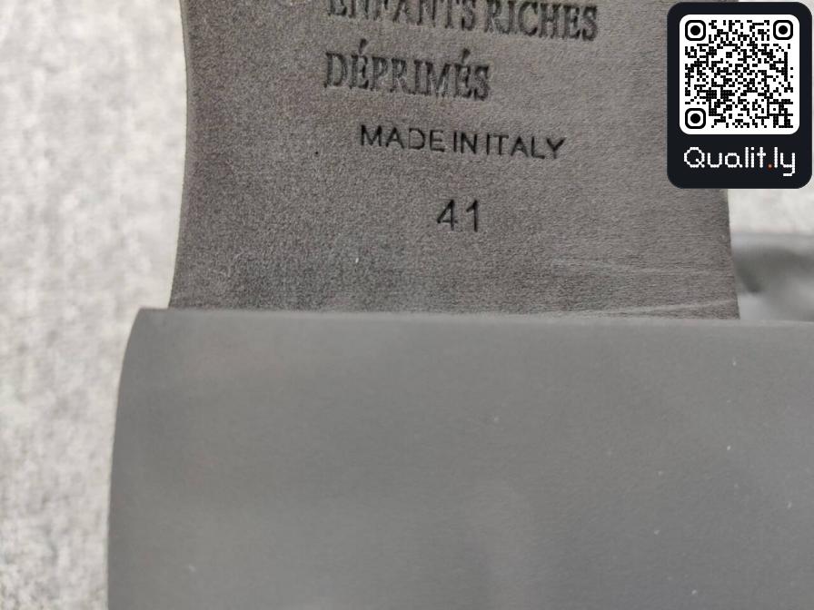 Sneakers QC photo 2 of 19