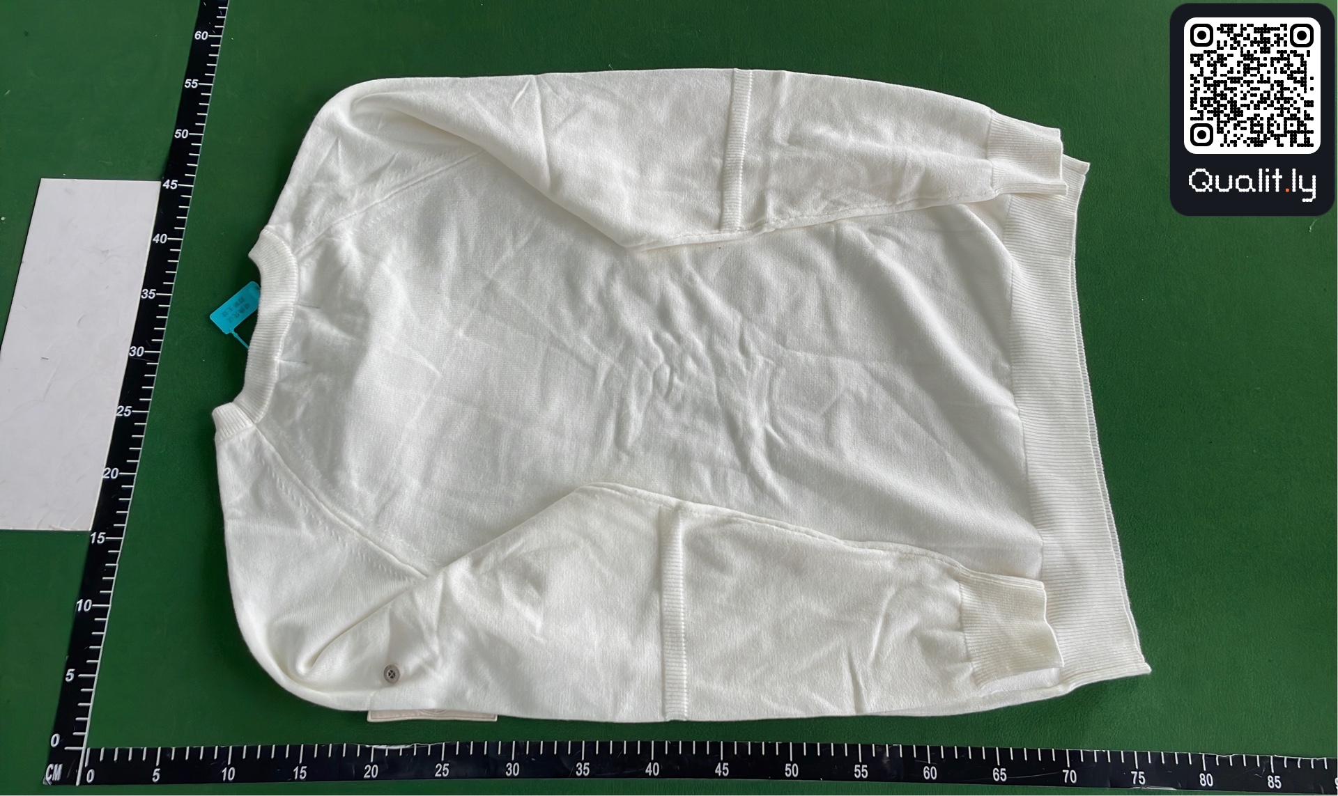 Sweter — zdjęcie QC 3 z 4