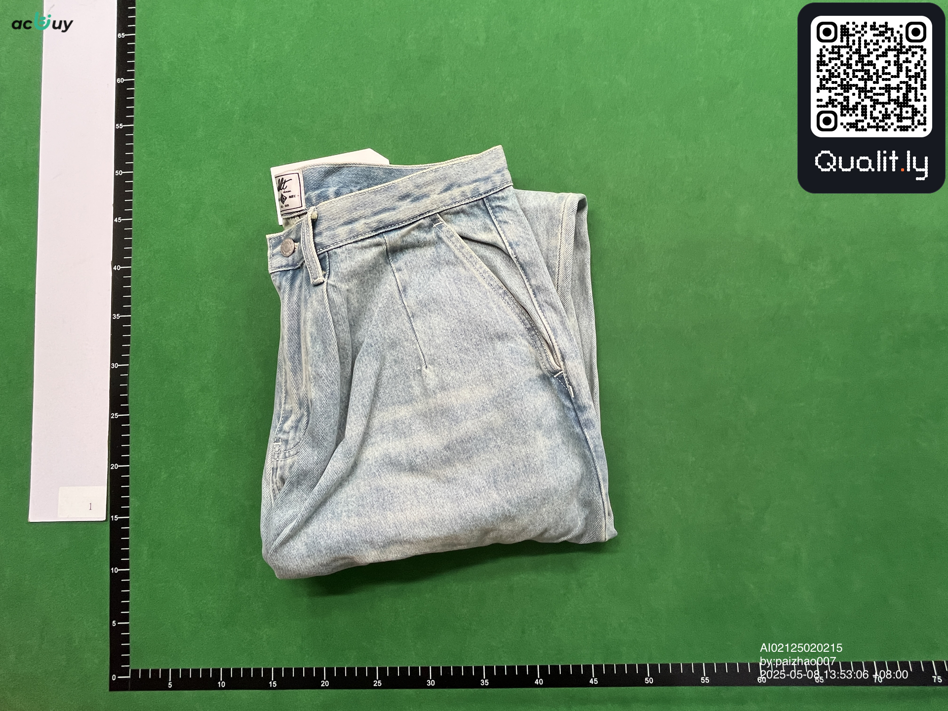 牛仔裤 QC 照片 1 / 32