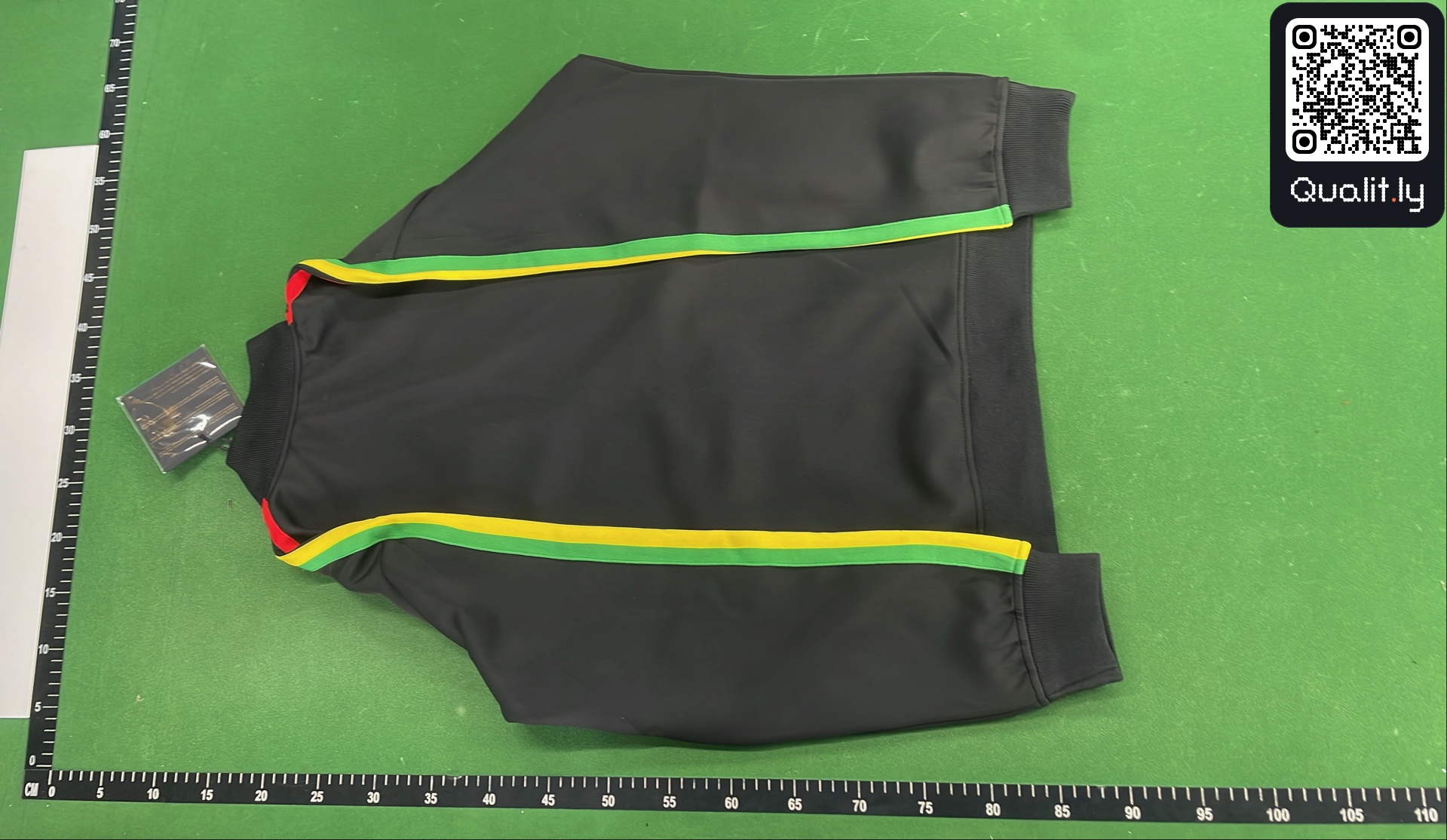 Hoodie — QC-foto 3 van 12