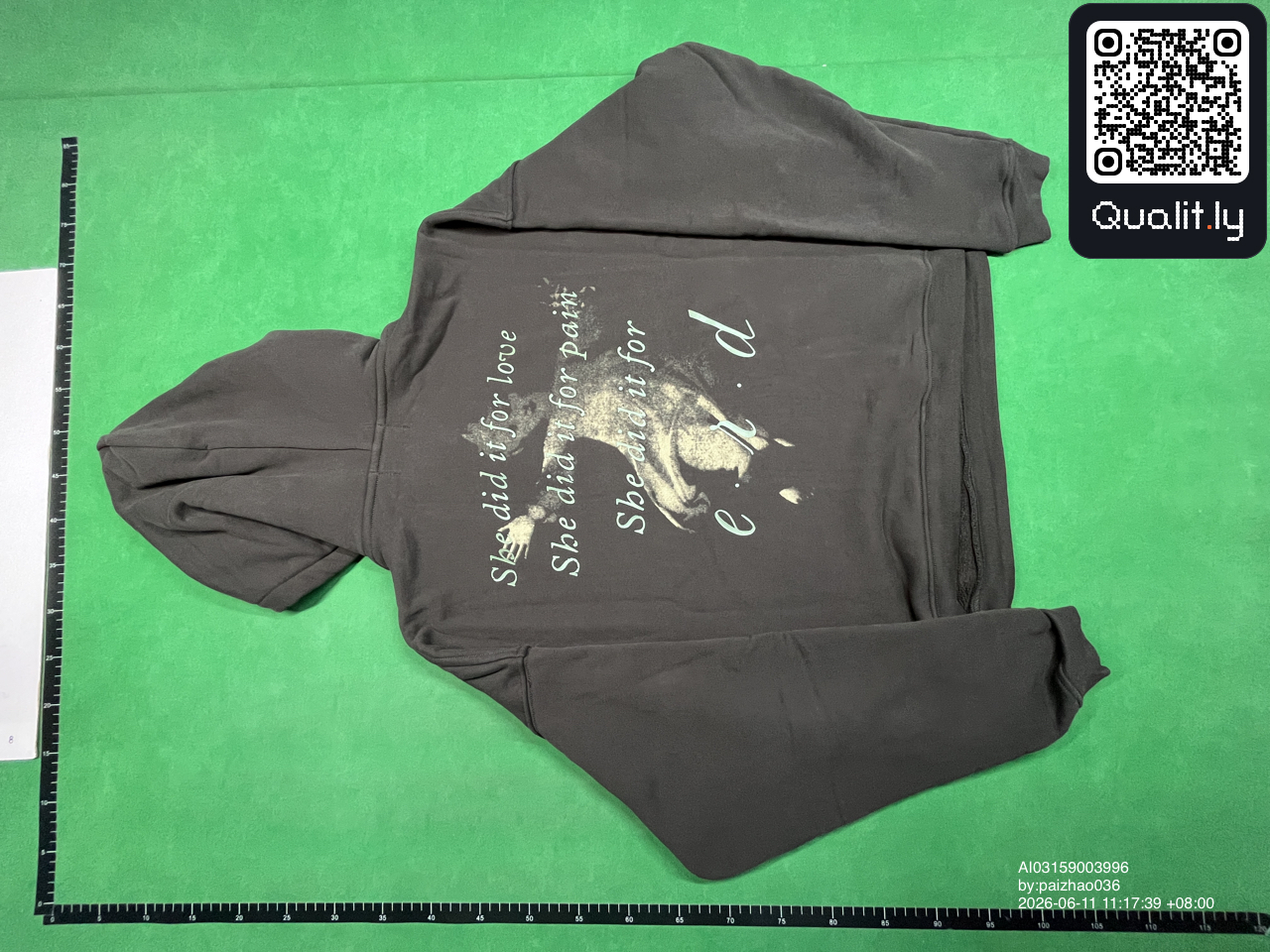 Hoodie — QC-Foto 3 von 10