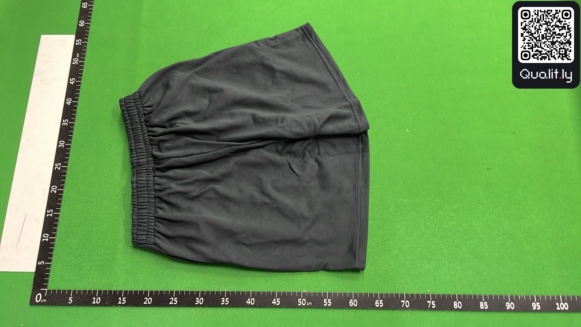 短裤 QC 照片 3 / 12