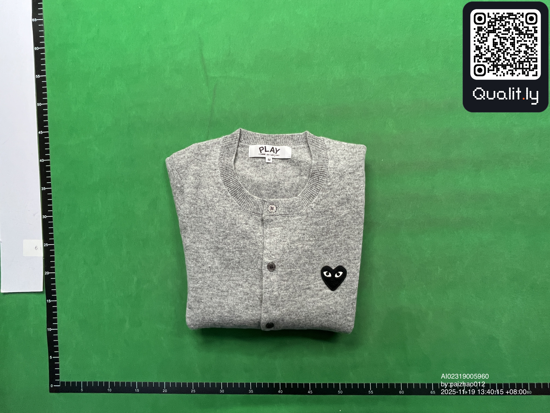 Sweter — zdjęcie QC 1 z 8