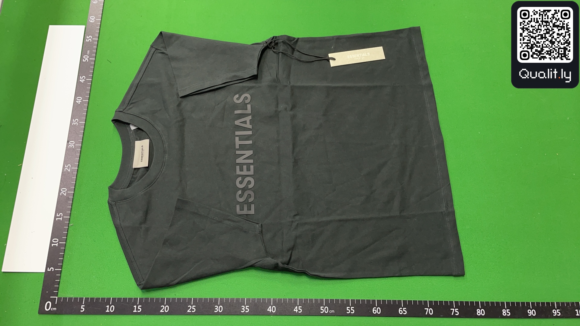 T-shirt QC photo 2 of 13