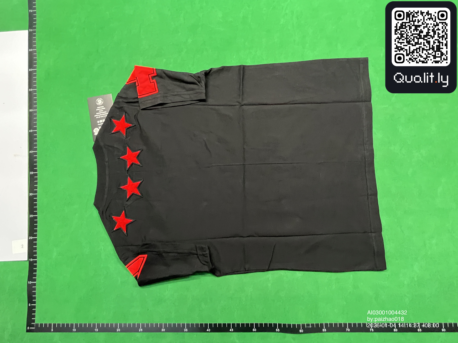 T-shirt — foto QC 3 de 34