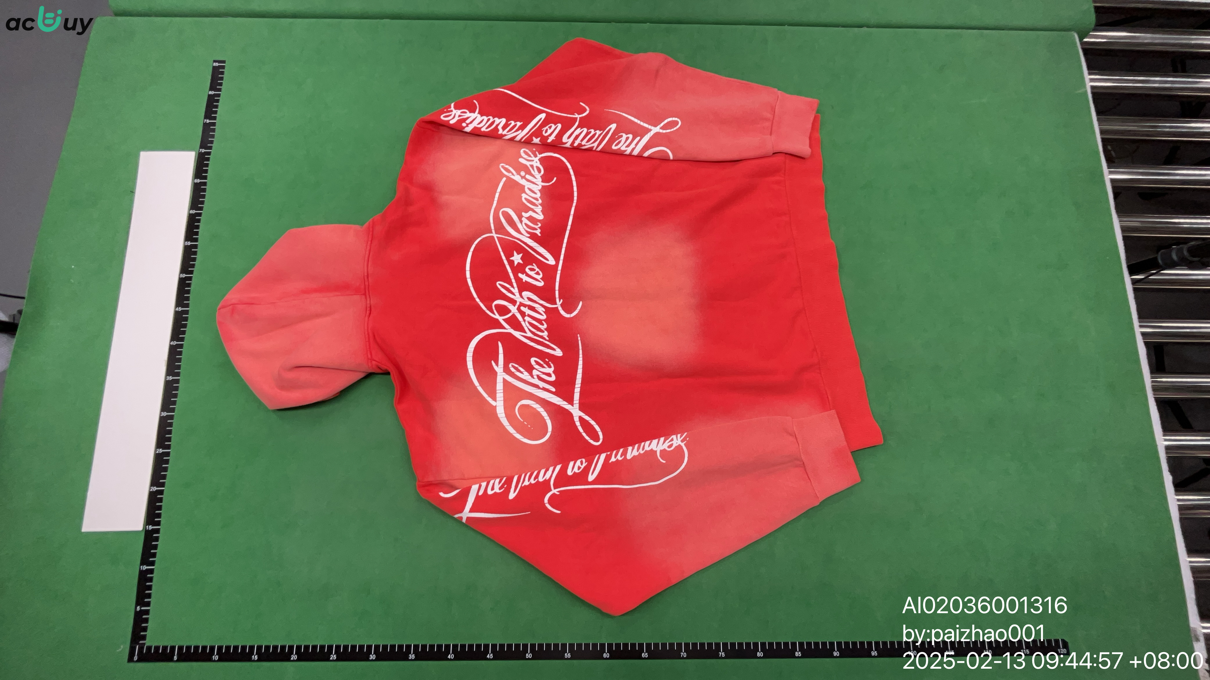 Hoodie — QC-foto 2 van 4