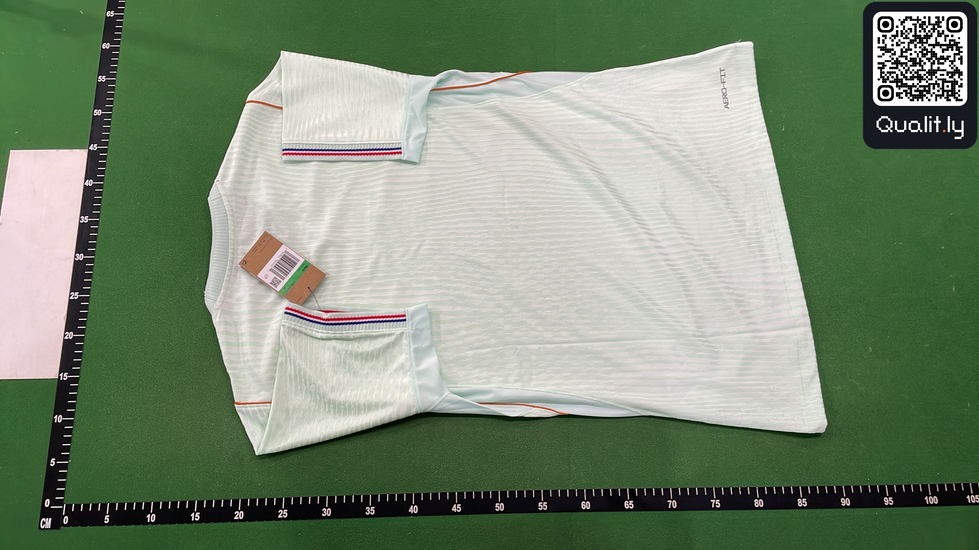 Foto QC 3 di 8