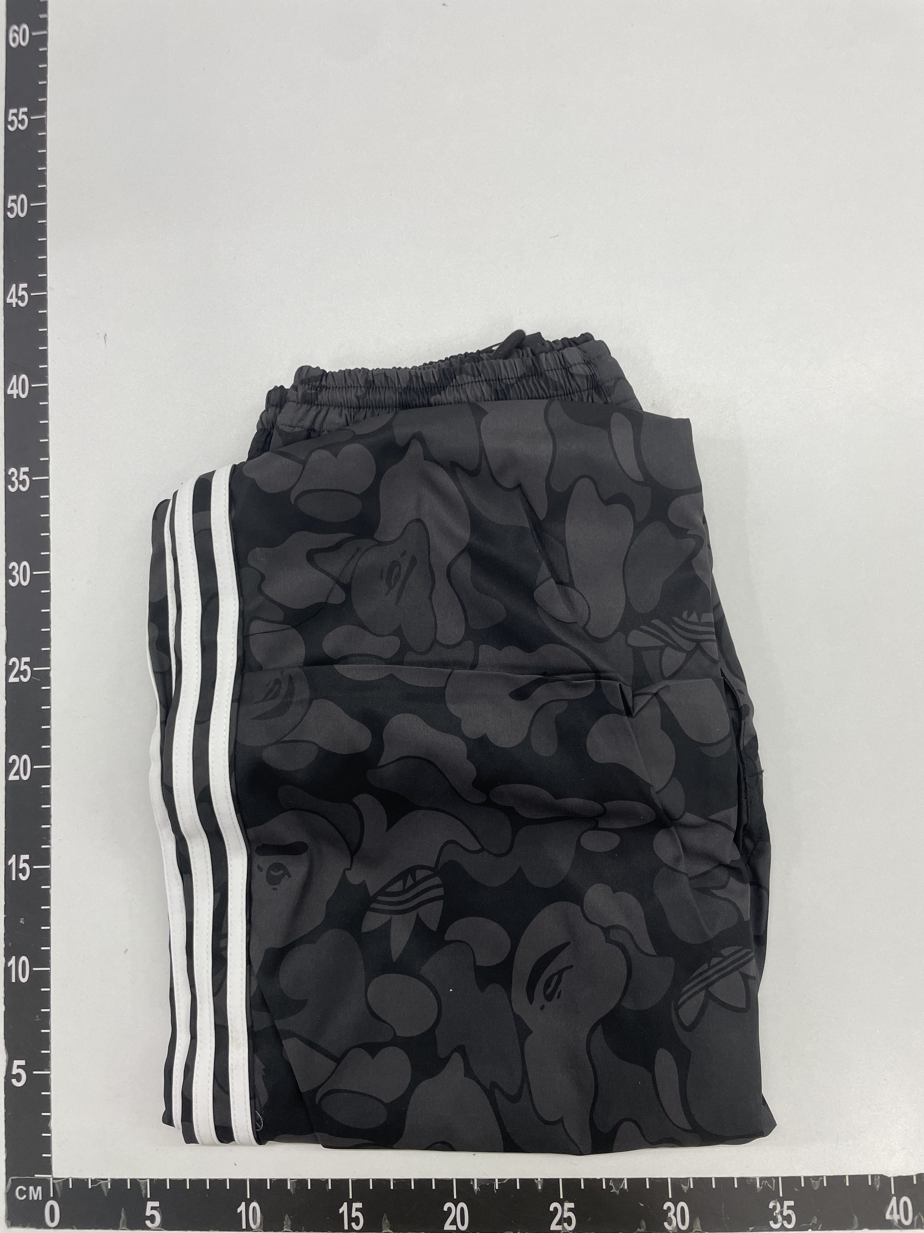 Pantalon — photo QC 1 sur 5