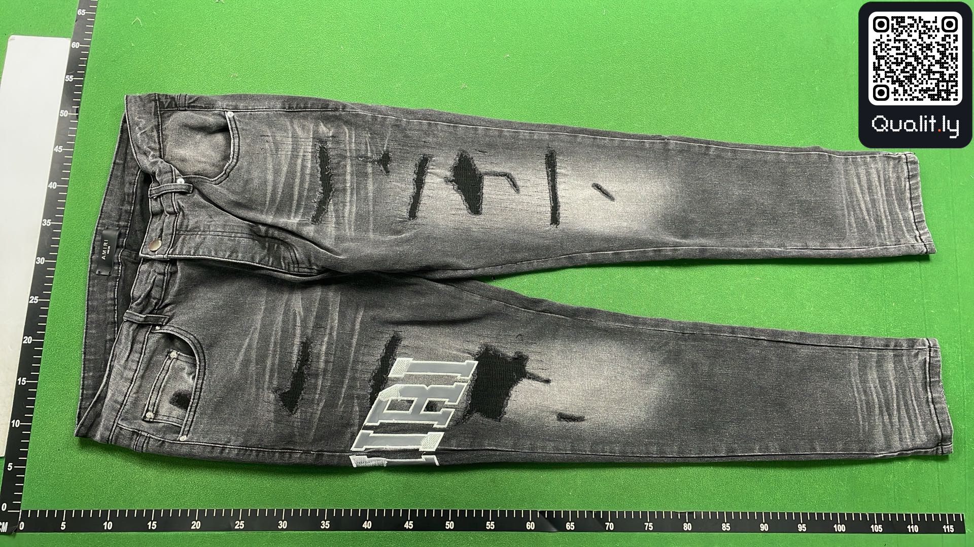 Jeans — QC-foto 2 van 8