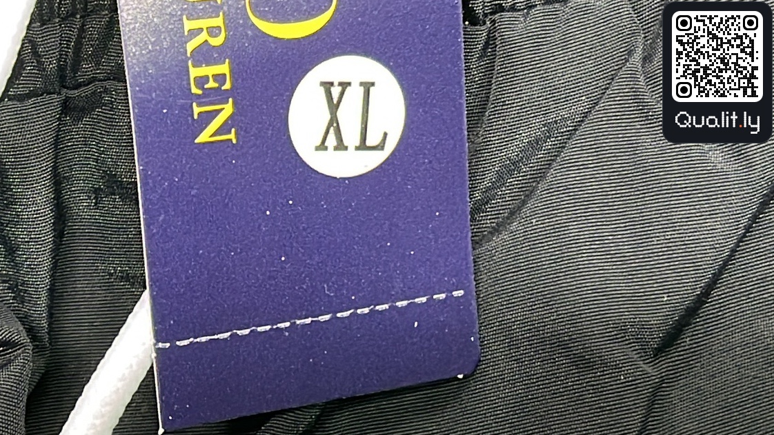 Shirt QC photo 1 of 422