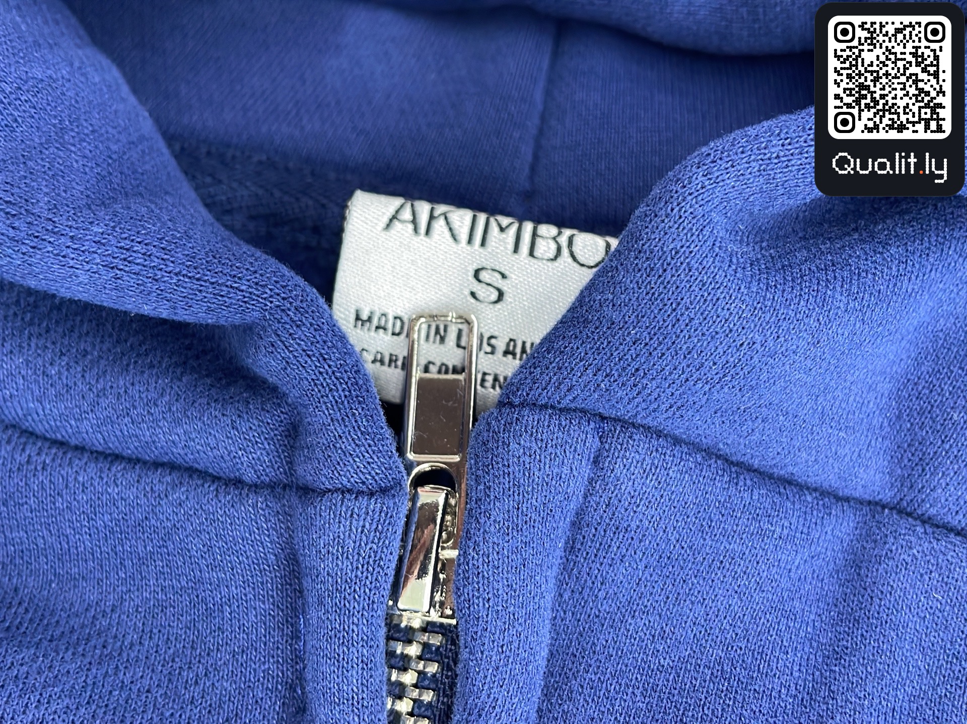 Hoodie — QC-Foto 2 von 22